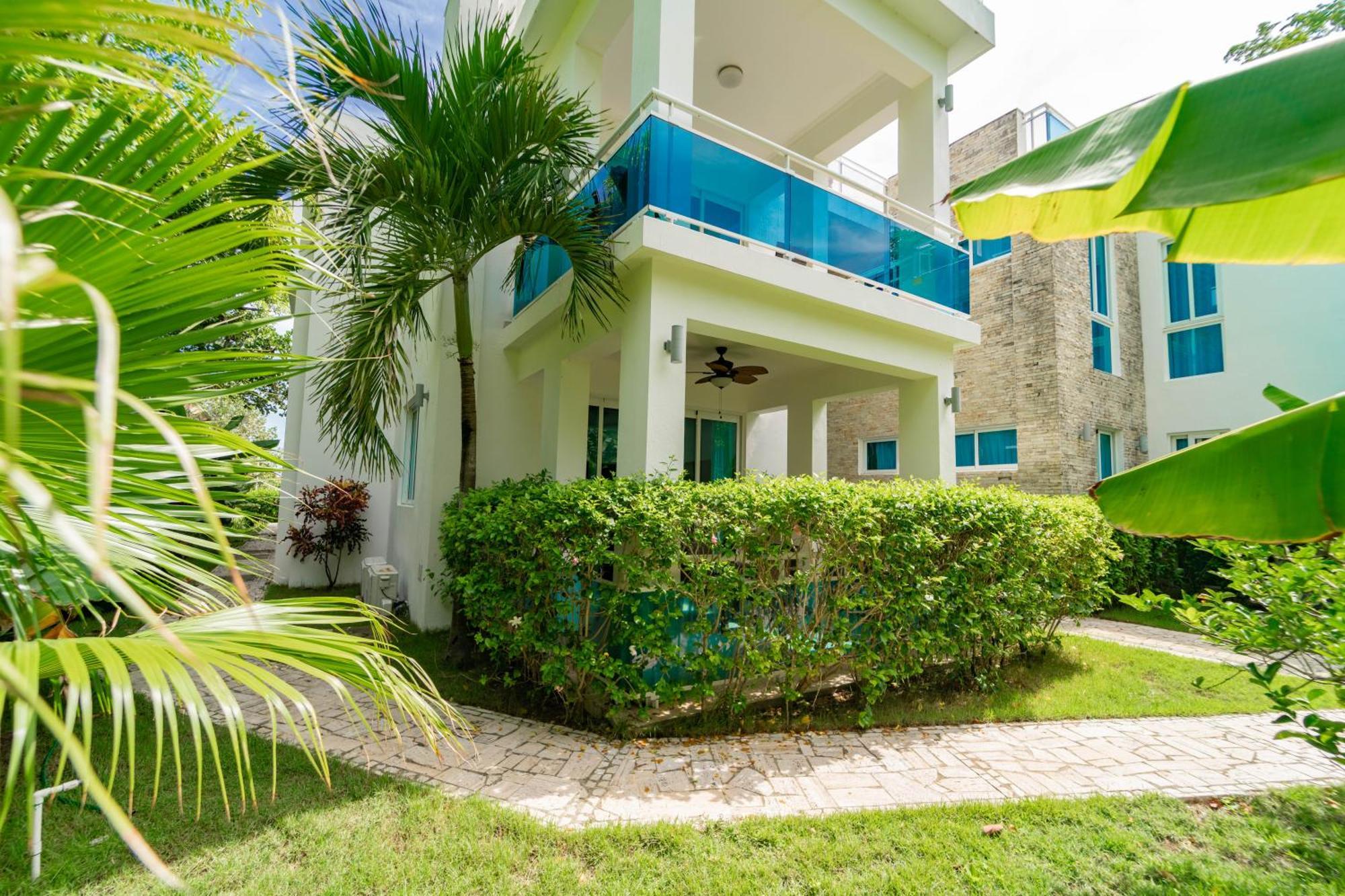 Suites At Grand Laguna Beach By Calisto Stays Sosúa Szoba fotó